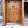 klasik villa kapısı